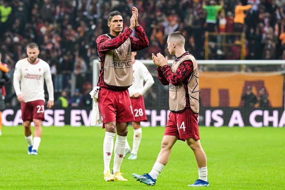 勒沃库森发布备战花絮，今夜门线救险，葡超任务艰巨，资深球员宣示担当的简单介绍